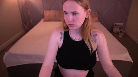 Snapshot of nikkyreyyy chatting on 20, 5, 2026 nikkyreyyy online show from 20, 5, 2026