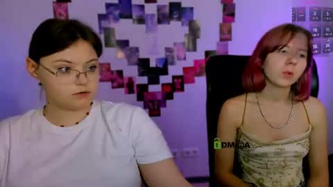 Snapshot of nikol_kitt chatting on 11, 6, 2026 Little Niko Help me reach my goals online show from 11, 6, 2026