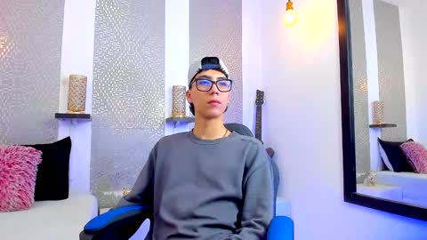    online show from 27, 1, 2025