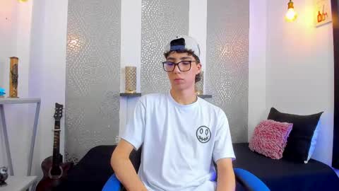    online show from 25, 2, 2025