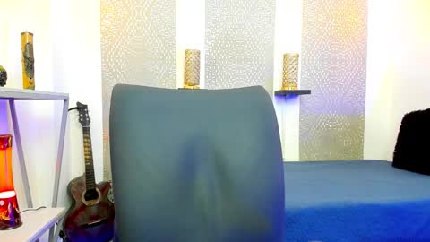    online show from 21, 12, 2025