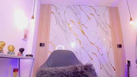    online show from 24, 3, 2026