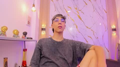    online show from 8, 4, 2026