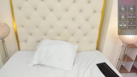   Nikol Karter   online show from 10, 2, 2026