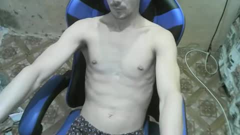 Snapshot of nikolos22 chatting on 3, 11, 2025 nikolos22 online show from 3, 11, 2025