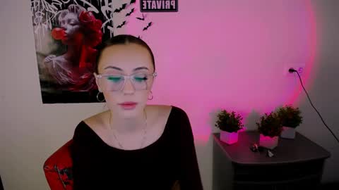 nikonara_ online show from 9, 3, 2025