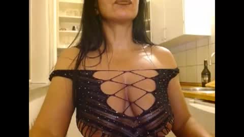niky_sweet19 online show from 10, 3, 2025