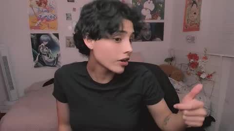 Nikylaine online show from 2, 12, 2025