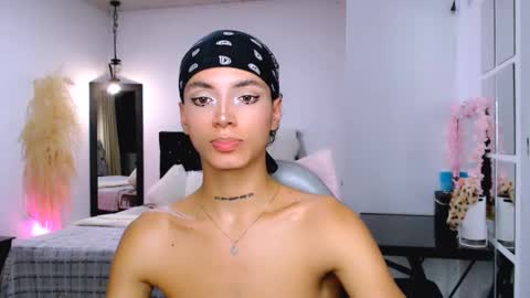 Snapshot of nilam217 chatting on 14, 2, 2025 Nilam online show from 14, 2, 2025