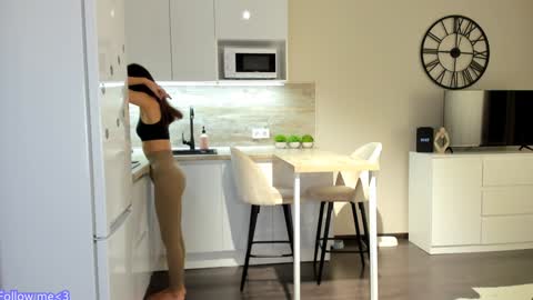 Bella online show from 31, 12, 2024