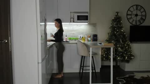 Bella online show from 20, 12, 2025