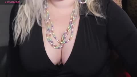 Snapshot of nimphoteasex chatting on 26, 6, 2026 Blonde Nimpho online show from 26, 6, 2026