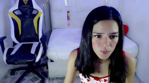 Snapshot of nina_and_coby chatting on 3, 5, 2026 NINA AND COBY online show from 3, 5, 2026