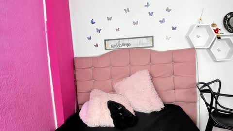 Nina online show from 18, 1, 2025