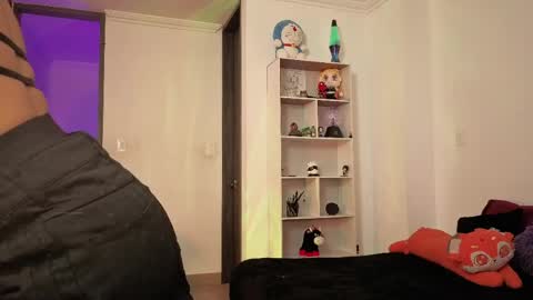Snapshot of nina_delrey chatting on 18, 4, 2026 Nina Neon Nostrade online show from 18, 4, 2026