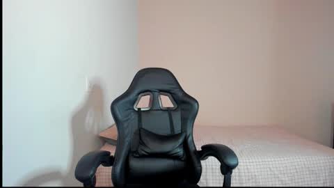  Nina  online show from 3, 3, 2026