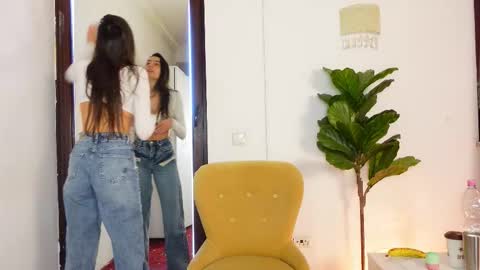 NinaCrystal online show from 22, 3, 2026