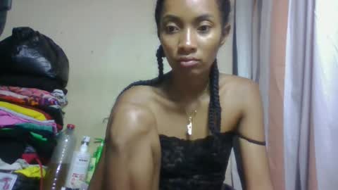 Snapshot of ninaeaa chatting on 16, 4, 2026 ninaeaa online show from 16, 4, 2026
