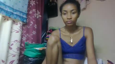 Snapshot of ninaeaa chatting on 25, 4, 2026 ninaeaa online show from 25, 4, 2026
