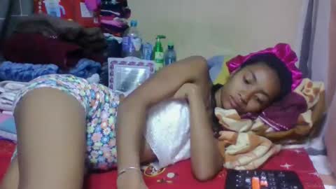 Snapshot of ninaeaa chatting on 14, 5, 2026 ninaeaa online show from 14, 5, 2026
