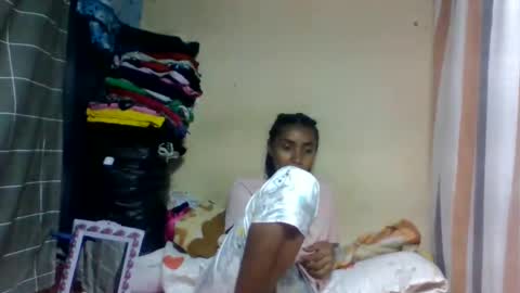 Snapshot of ninaeaa chatting on 20, 5, 2026 ninaeaa online show from 20, 5, 2026