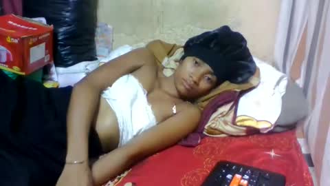 Snapshot of ninaeaa chatting on 28, 5, 2026 ninaeaa online show from 28, 5, 2026