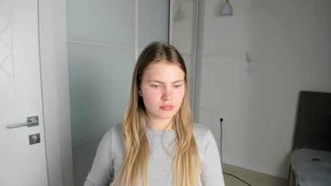 ninarihh online show from 27, 2, 2025