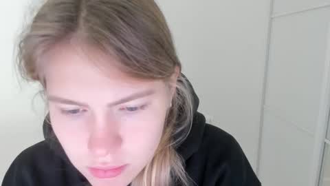 ninarihh online show from 12, 10, 2025