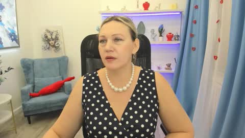 ninastarle online show from 18, 2, 2026