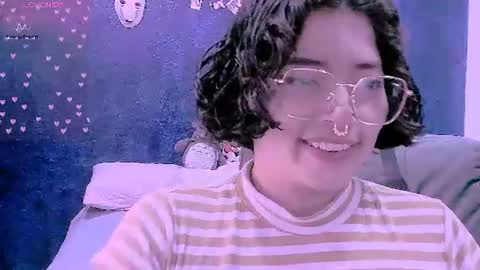 Snapshot of ninayellow chatting on 3, 8, 2026 Nina online show from 3, 8, 2026