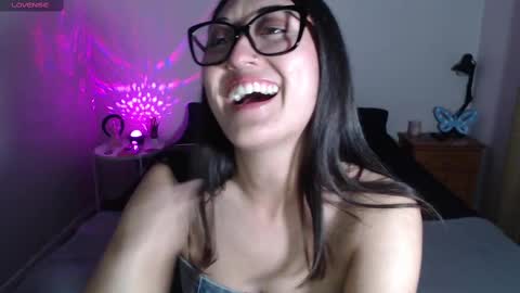 Ninimoon online show from 27, 10, 2025