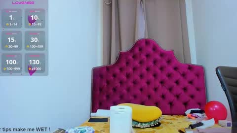 Snapshot of ninna_dee chatting on 13, 1, 2025 nina dee online show from 13, 1, 2025