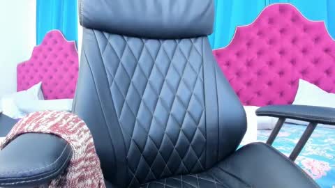 Snapshot of ninna_dee chatting on 28, 2, 2025 nina dee online show from 28, 2, 2025