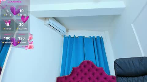 Snapshot of ninna_dee chatting on 29, 9, 2025 nina dee online show from 29, 9, 2025