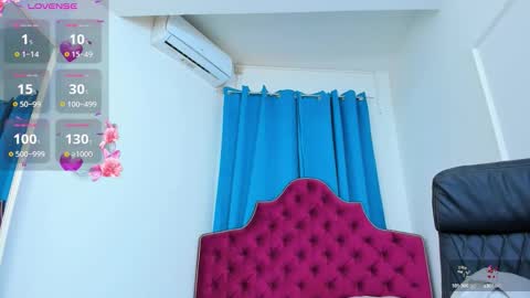 Snapshot of ninna_dee chatting on 2, 10, 2025 nina dee online show from 2, 10, 2025