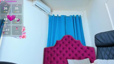 Snapshot of ninna_dee chatting on 29, 10, 2025 nina dee online show from 29, 10, 2025