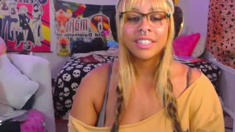 Snapshot of nintendhoe_ chatting on 13, 5, 2026 kiwi online show from 13, 5, 2026