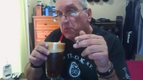 Dennis online show from 13, 10, 2025