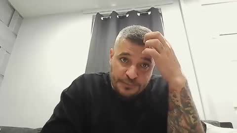 AURA online show from 9, 11, 2025