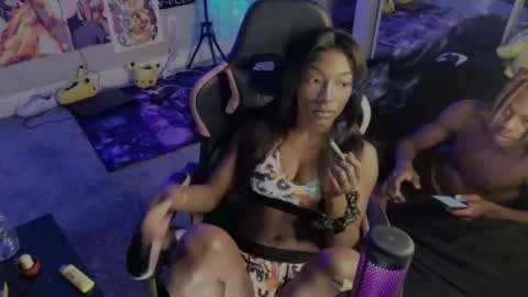 Snapshot of niviawolfe chatting on 23, 9, 2025 NIVIA WOLFE online show from 23, 9, 2025