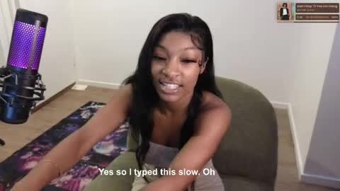 Snapshot of niviawolfe chatting on 28, 5, 2026 NIVIA WOLFE online show from 28, 5, 2026