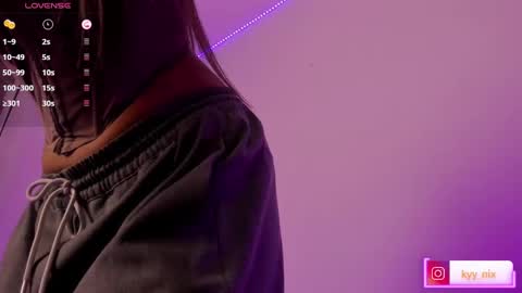 Nicki  online show from 15, 2, 2025