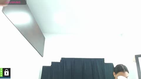 Emma - Mike online show from 17, 12, 2024
