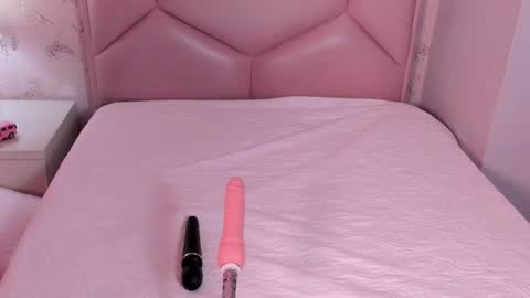   ambarsulliva  online show from 8, 2, 2025