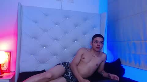 Zoe  online show from 23, 11, 2025