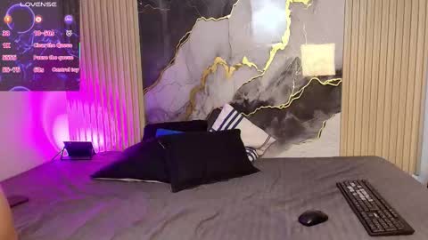   online show from 15, 3, 2026