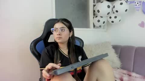 Snapshot of noah_bunny chatting on 7, 7, 2026 noah_bunny online show from 7, 7, 2026