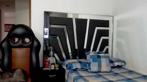 Noah Harris01 online show from 24, 2, 2026