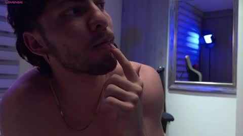 Snapshot of noah_oliveira chatting on 23, 5, 2026 Noah Oliveira online show from 23, 5, 2026