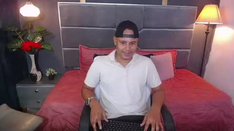 Snapshot of noah_oliver1 chatting on 11, 6, 2026 NOAH online show from 11, 6, 2026